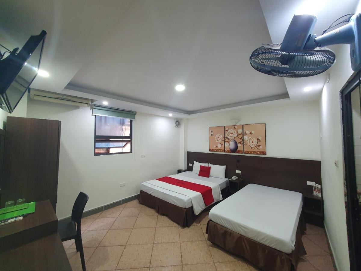 RedDoorz Ha Noi Vang Hotel Hoang Ngan Hanoi Buitenkant foto