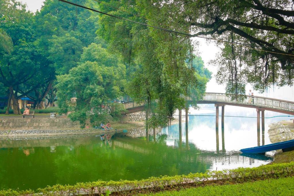 RedDoorz Ha Noi Vang Hotel Hoang Ngan Hanoi Buitenkant foto