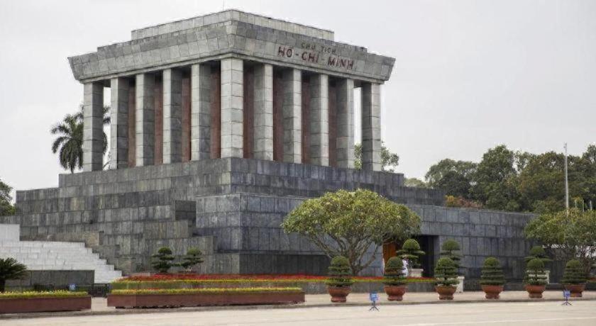 RedDoorz Ha Noi Vang Hotel Hoang Ngan Hanoi Buitenkant foto